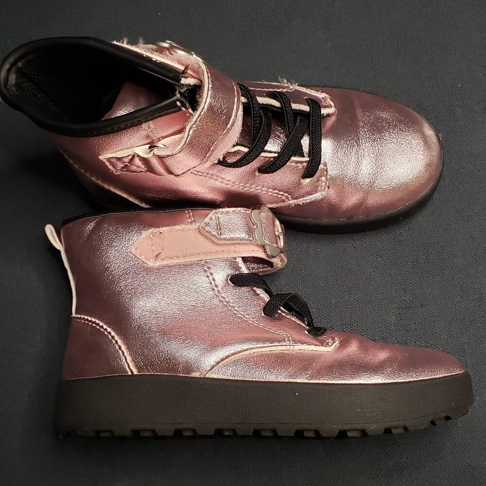 Metallic Pink Stride Rite Boots Size 10M